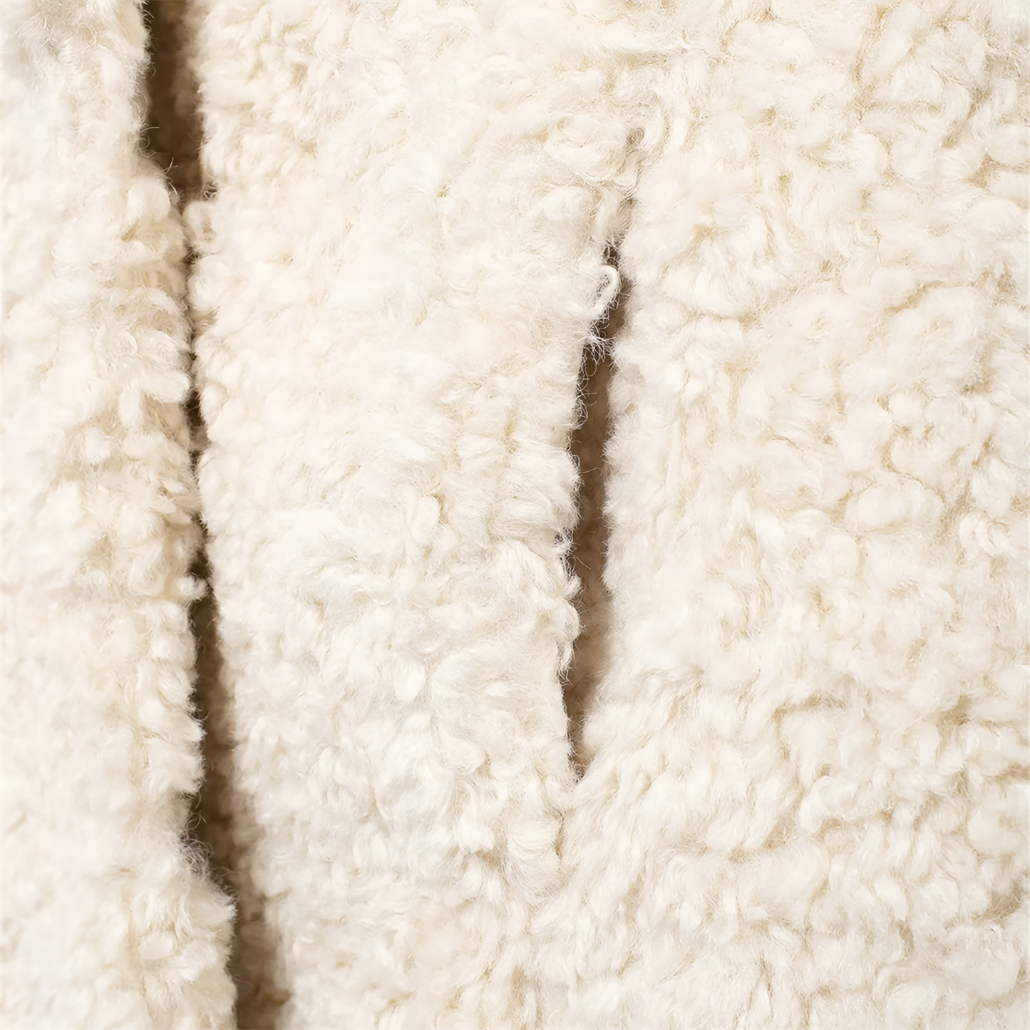 Kasandra | Luxus Faux Fur Plüschjacke für Herbst & Winter